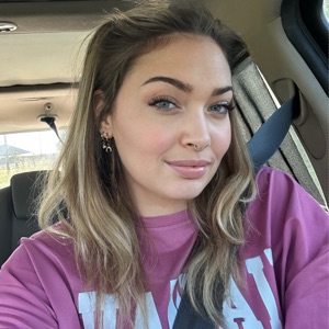 Rihanne Beauty Nails