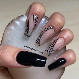 Les Ongles De Chris 