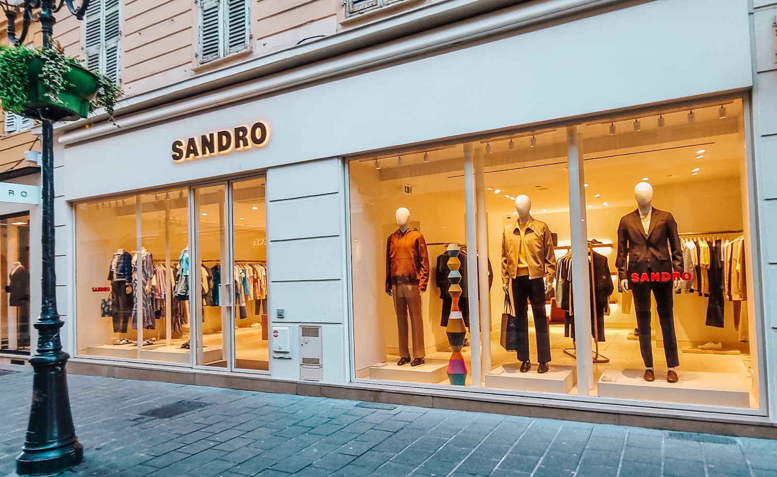 Sandro - Nice