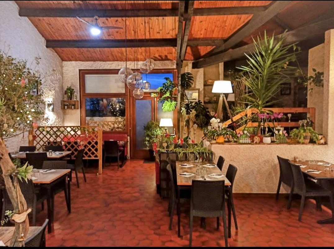 Restaurant Les Cigognes A Moulismes