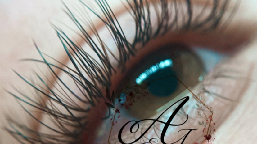 L'empire De La Beaute