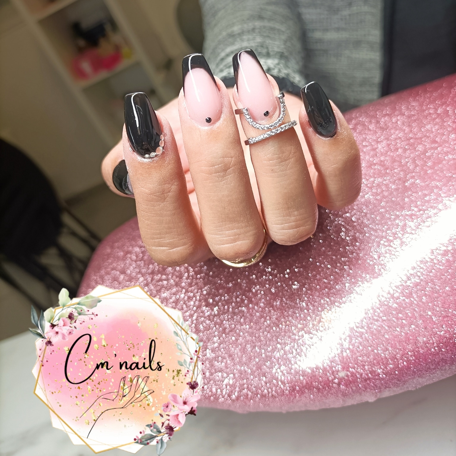 Cm'nails