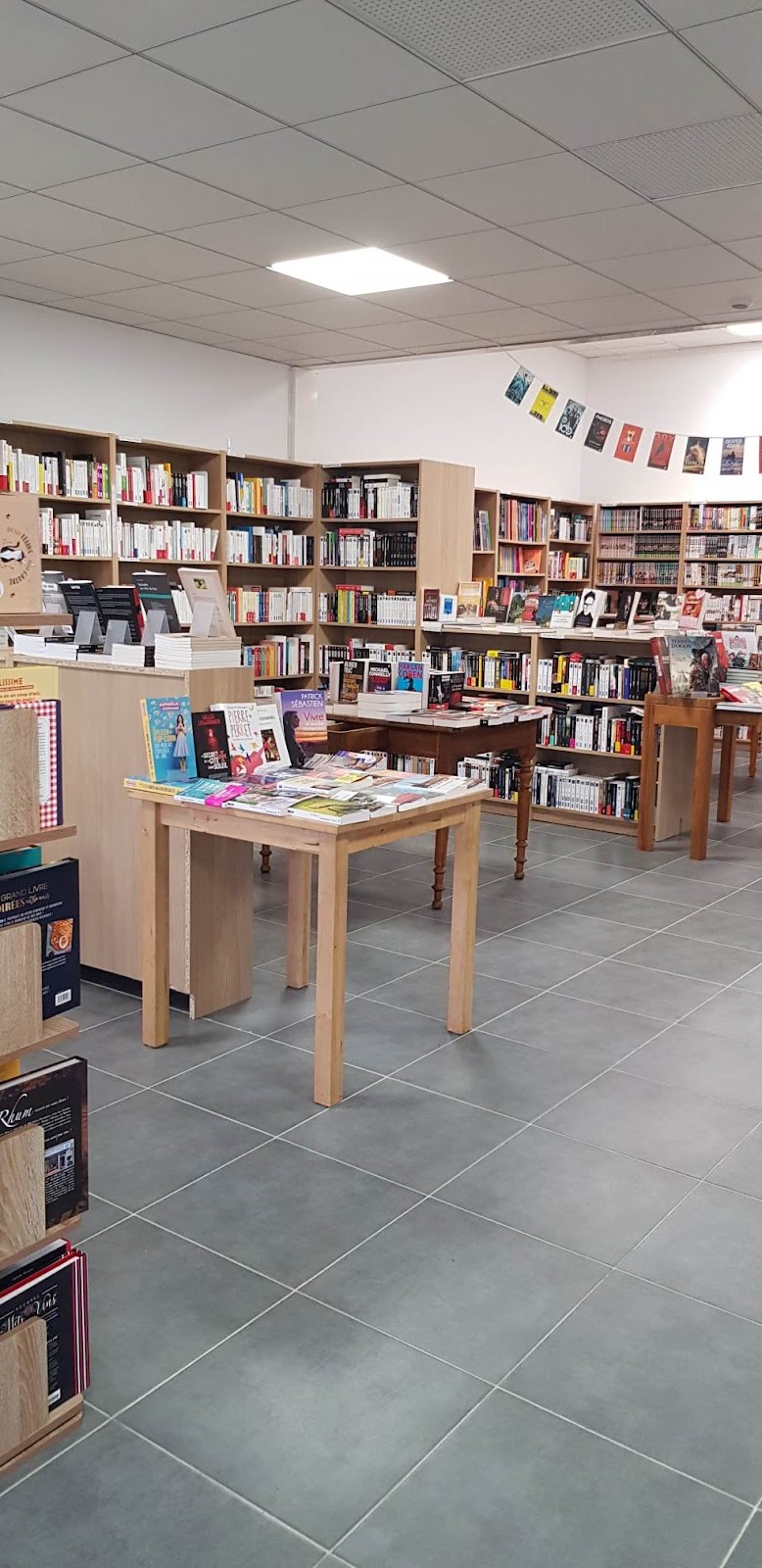 2 Sœurs Mille Pages 1 Café