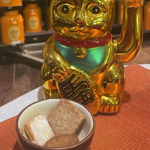 Tea Room (Salon De Thé Du Rendez-Vous Des Thés)