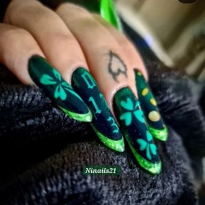 Ninails