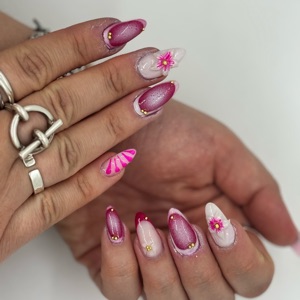 Alexnails