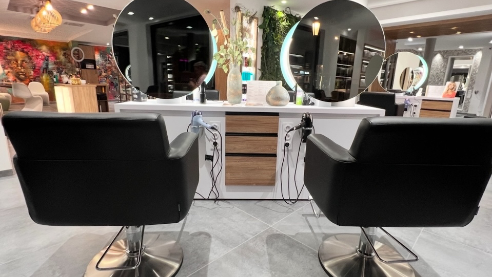 Raphaël Macias Le Salon