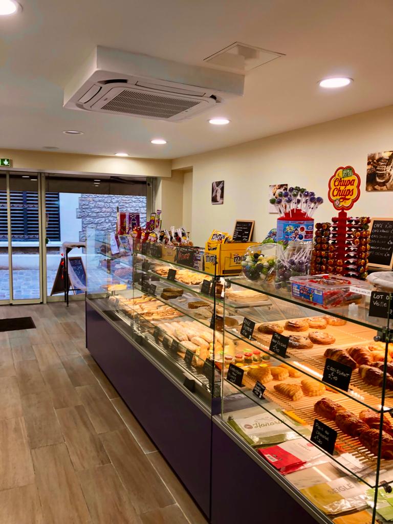 Le Pain Chaud De Nila