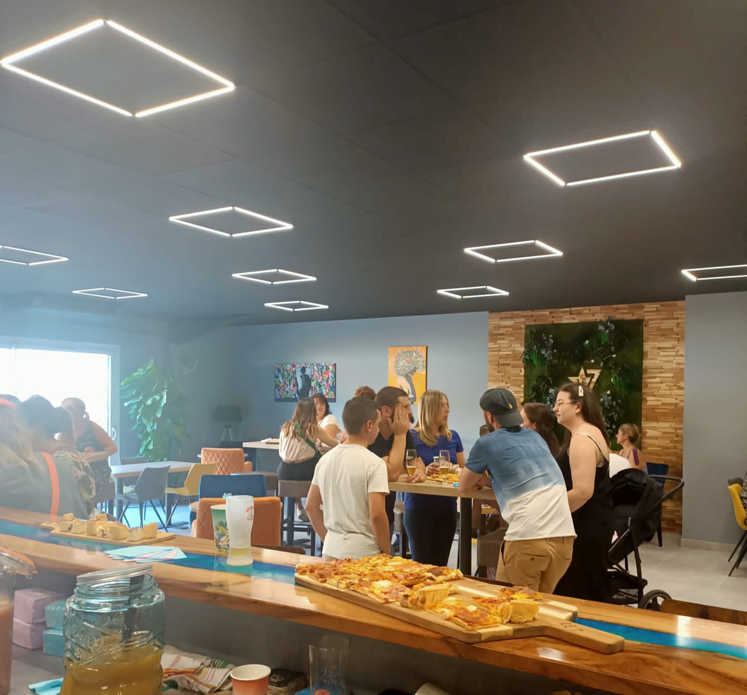 Le Sept - Bar - Salle De Divertissement