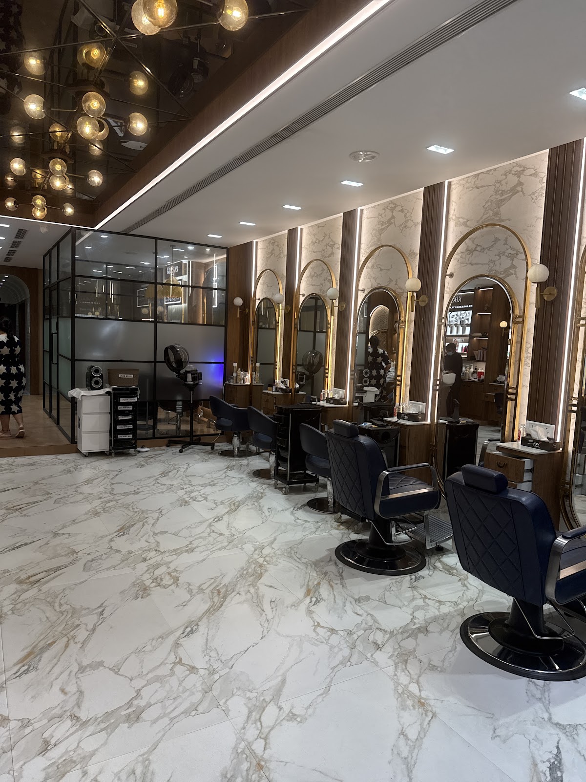 Envi Salon & Spa - Kokapet